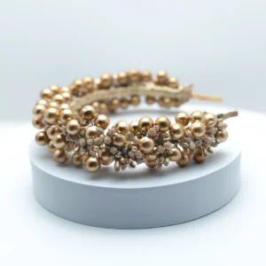 Festive Glow – Leichter Weihnachts-Haarreifen