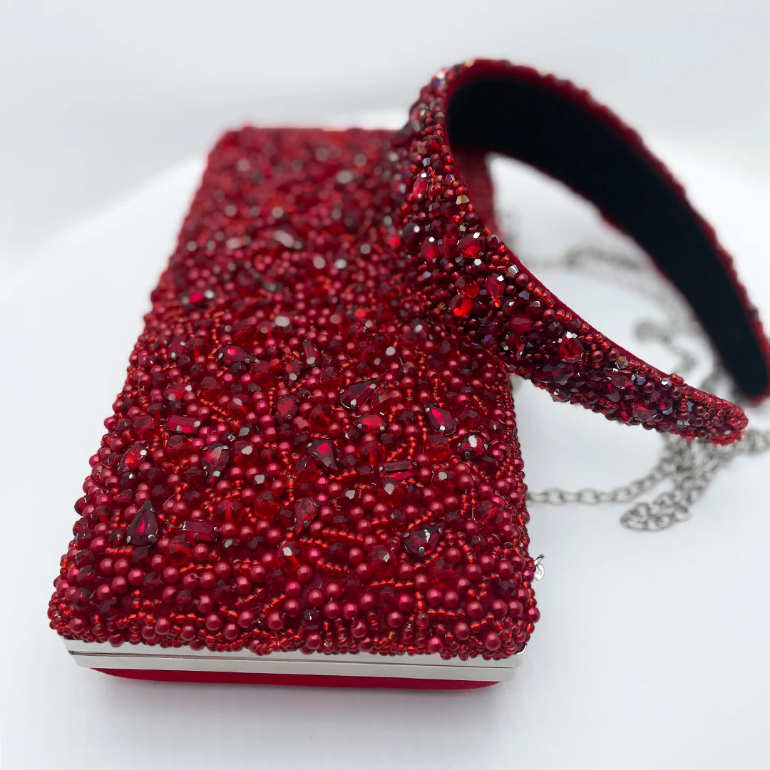 Red Velvet Spark - Geschenkset aus Clutch & Haarreif – Bild 3
